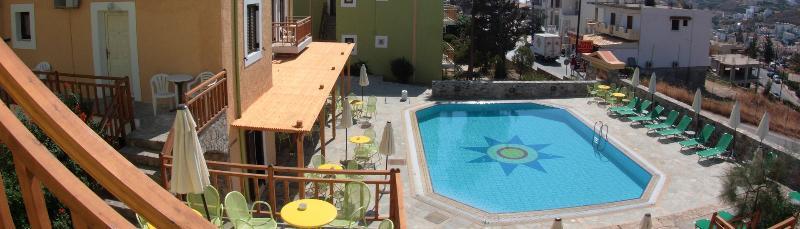 Perla Hotel Agia Pelagia Exterior foto